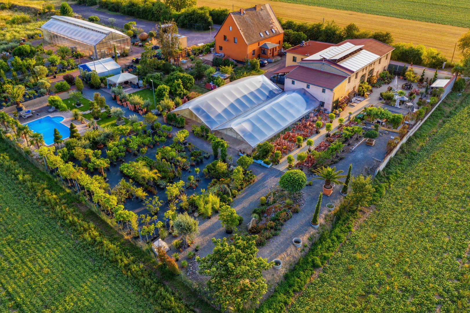 Luftbild Mediterraneum Köthen mit Schaugarten